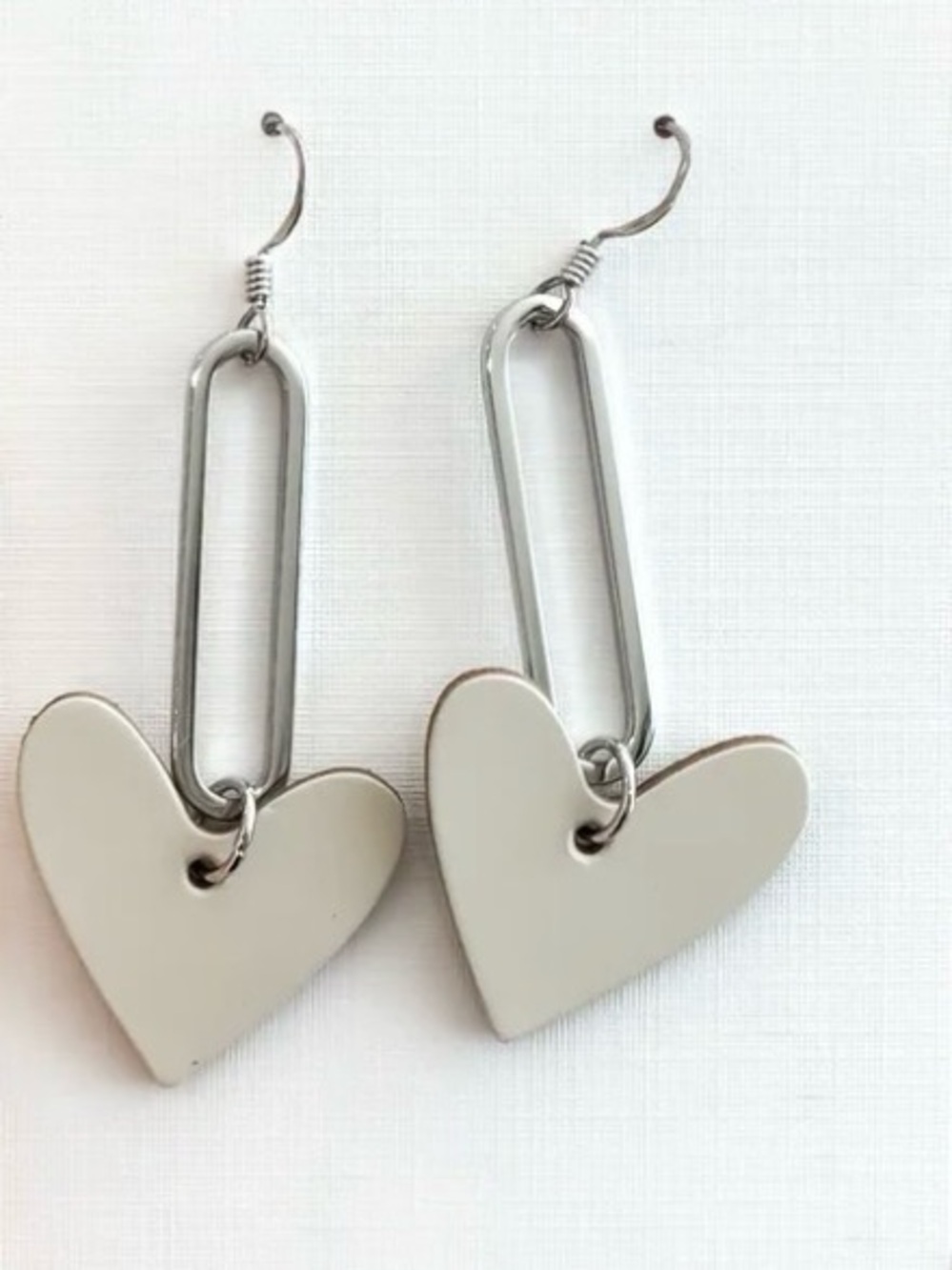 NICKEL AND SUEDE Milas Heart Drop Earrings in Eeru/Silver Color